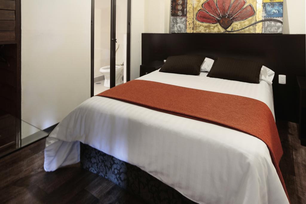Aztic Hotel And Executive Suites Mexico City Phòng bức ảnh