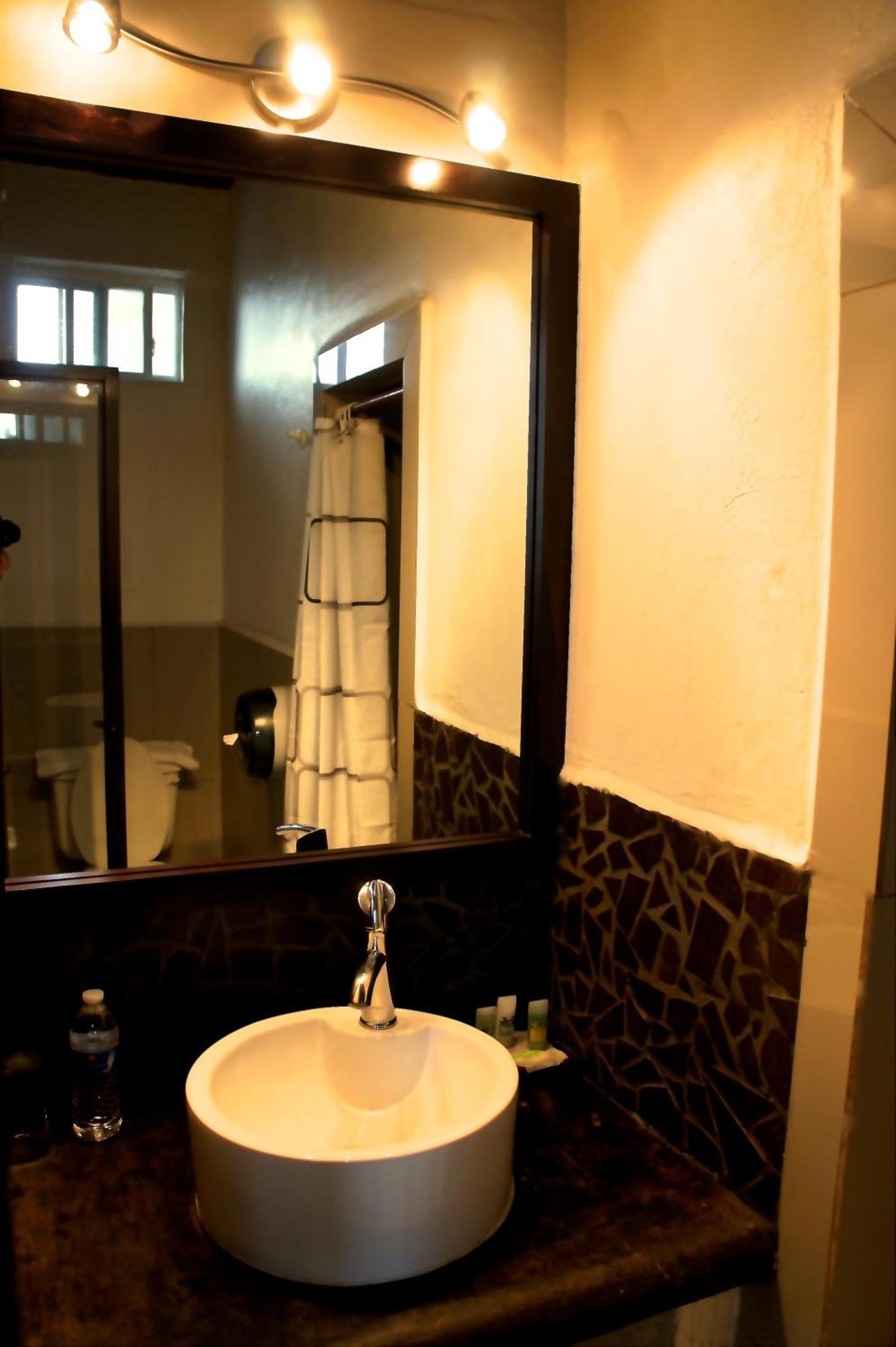 Aztic Hotel And Executive Suites Mexico City Phòng bức ảnh